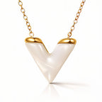 Vera Pendant